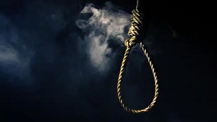 மகள் திருமணத்தால் பெற்றோர் எடுத்த விபரீத முடிவு - திருவள்ளூர் அருகே அதிர்ச்சி சம்பவம்!