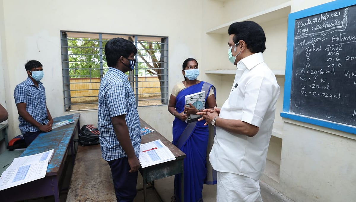 கடப்பாக்கம் பள்ளியில் முதலமைச்சர் மு.க.ஸ்டாலின் திடீர் ஆய்வு; மகிழ்ச்சியில் திக்குமுக்காடிய மாணவர்கள்!