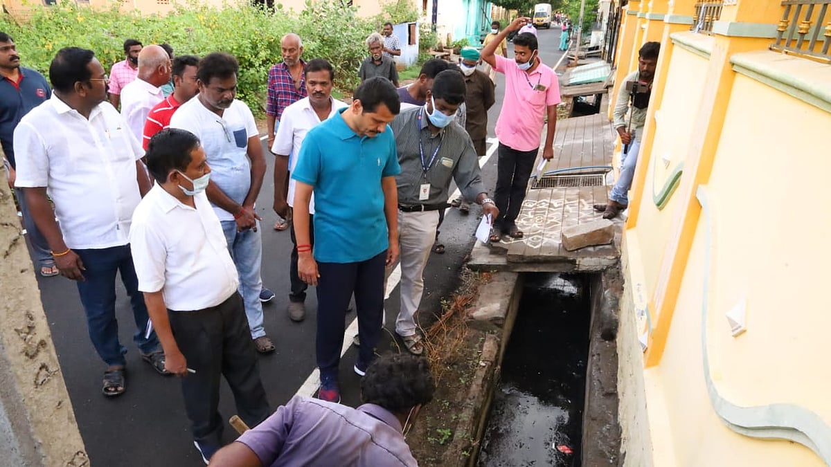 வீதி வீதியாகச் சென்று திடீர் ஆய்வு... பருவமழையை எதிர்கொள்ள அமைச்சர் செந்தில்பாலாஜி அதிரடி நடவடிக்கை!