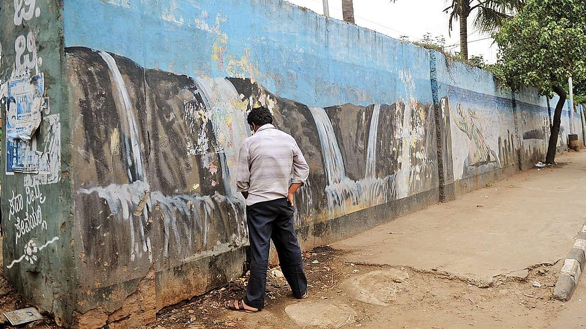 பொது இடத்தில் சிறுநீர் கழித்த நபர்... தட்டிக் கேட்டவருக்கு நேர்ந்த கொடூரம் : மும்பையில் நடந்தது என்ன?