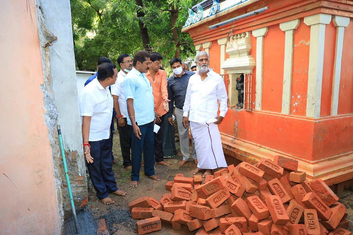 “சிலை கடத்தலை தடுக்க 3,000 கோவில்களில் ஸ்ட்ராங் ரூம்” : திருக்கோவிலில் பணிகளில் அதிரடி காட்டும் அமைச்சர்!