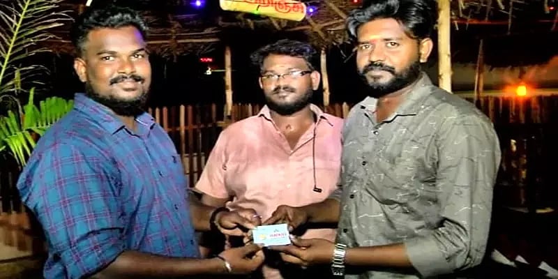 27 பரோட்டா சாப்பிட்டால் தங்க நாணயம் பரிசு... அதிரடி அறிவிப்பை வெளியிட்ட பிரியாணிக் கடை!