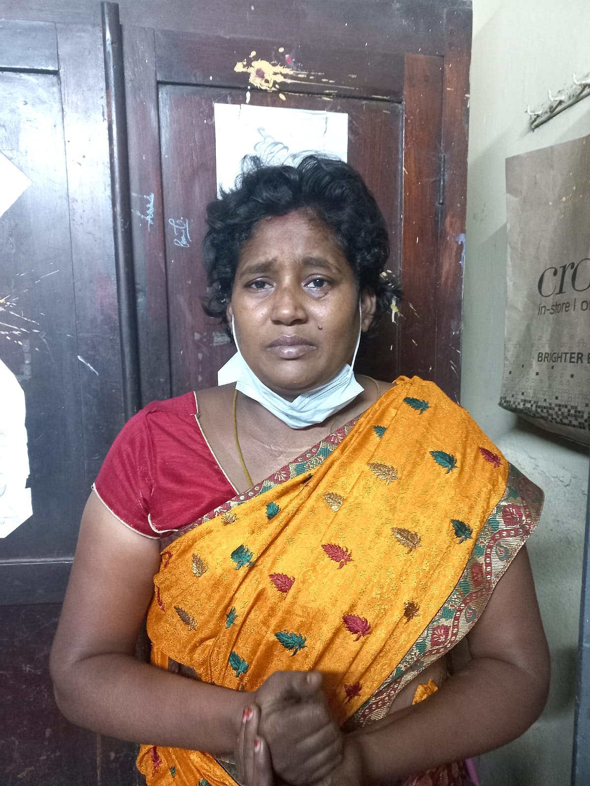 ’கஸ்டமருங்க நானு’ ; பாண்டி பஜார் நகைக் கடையில் லாவகமாக நகையை திருடிய பலே கில்லாடி!