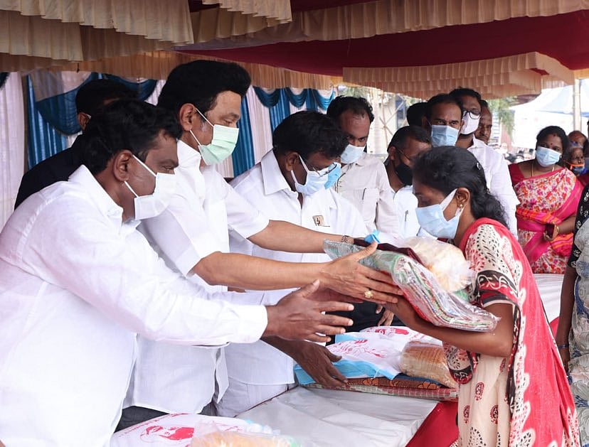 மழை வெள்ளப் பாதிப்பு.. சோர்வின்றி களத்தில் நின்று பணிகளை முடுக்கிவிடும் முதலமைச்சர் மு.க.ஸ்டாலின்! #album