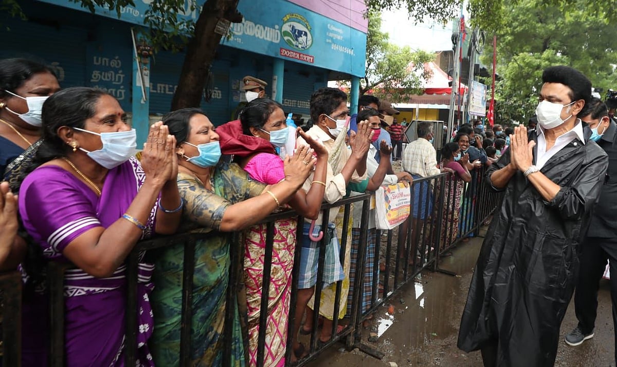 ”மக்களுக்கு வழங்கும் உணவின் சுவை, தரத்தை ஆய்வு செய்த முதலமைச்சர் மு.க.ஸ்டாலின்” - புகைப்படத் தொகுப்பு!