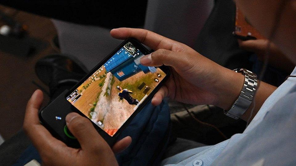 இளம் பிள்ளைகளை தனிமையில் இருக்க அனுமதிக்காதீர்” - இளைஞரின் செயலால் பெற்றோர்களுக்கு புதுவை போலிஸ் வார்னிங்