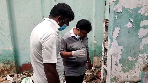 விடிய விடிய மது அருந்திய 3 பேர் பலியான விவகாரத்தில் திடீர் திருப்பம்... மதுவில் விஷம் கலந்தவர் கைது!