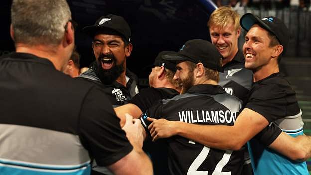 T20 WC: பழி தீர்த்த நியுசிலாந்து.... அரையிறுதியில் நெருங்கி வந்து தோற்ற இங்கிலாந்து!