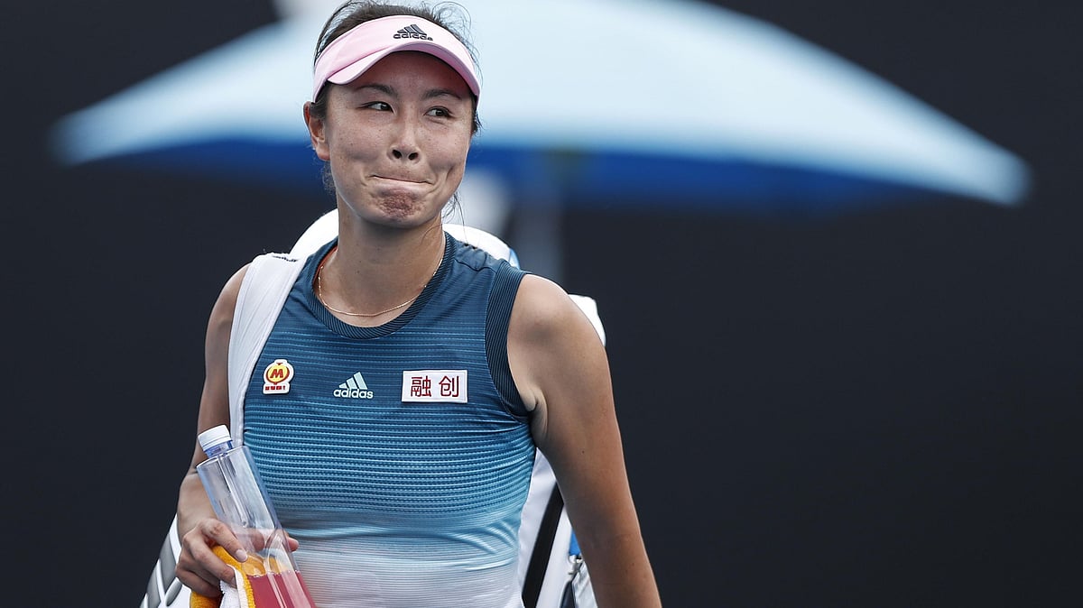 முன்னாள் துணைப் பிரதமர் மீது பாலியல் புகார்: மாயமான பிரபல டென்னிஸ் வீராங்கனை : சக வீரர்கள் அதிர்ச்சி!