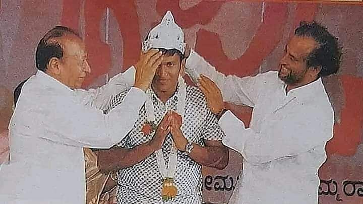 “புனீத் இறந்தது இப்போதான் தெரியும்.. என் கண் முன்னால் வளர்ந்த குழந்தை” : நடிகர் ரஜினிகாந்த் உருக்கம்!