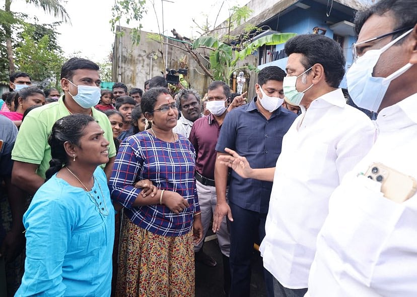 மழை வெள்ளப் பாதிப்பு.. சோர்வின்றி களத்தில் நின்று பணிகளை முடுக்கிவிடும் முதலமைச்சர் மு.க.ஸ்டாலின்! #album