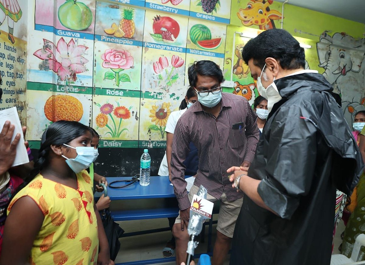 ”மக்களுக்கு வழங்கும் உணவின் சுவை, தரத்தை ஆய்வு செய்த முதலமைச்சர் மு.க.ஸ்டாலின்” - புகைப்படத் தொகுப்பு!