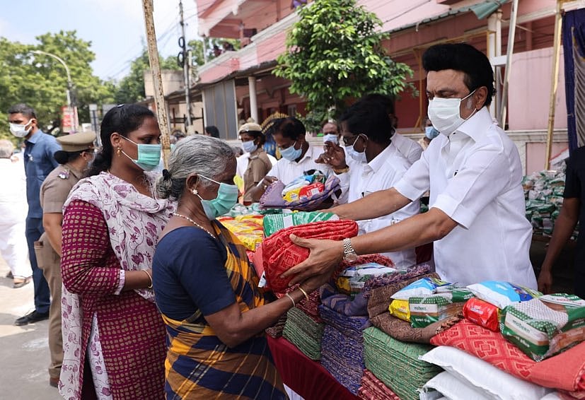 “மருத்துவ முகாம் - நிவாரண உதவிகள் வழங்கும் பணி தீவிரம்” : மக்கள் மனதில் நம்பிக்கை ஒளிபாய்ச்சிய முதல்வர்!