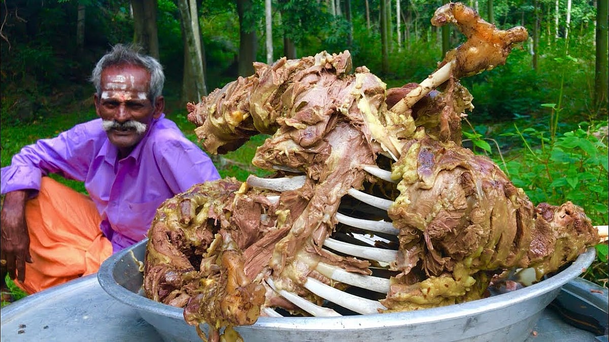 கான்ட்ராக்டர் ஆறுமுகத்தை ‘டாடி’ ஆறுமுகமாக பிரபலப்படுத்திய மகன்... Village food factory-யின் கதை தெரியுமா?