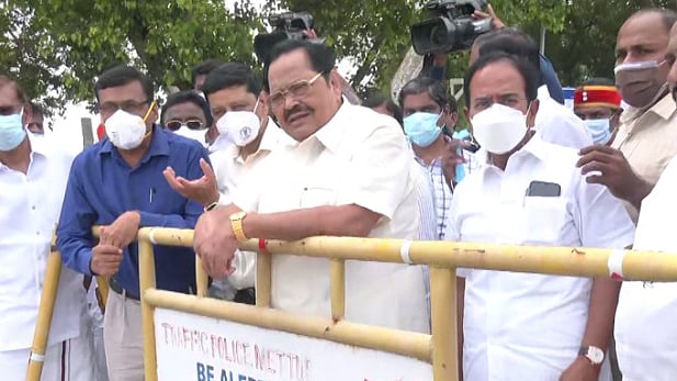 “எம்.ஜி.ஆர் காலத்திலேயே தமிழகத்தின் உரிமைகள் விட்டுக்கொடுக்கப்பட்டன” : அமைச்சர் துரைமுருகன் பேட்டி!