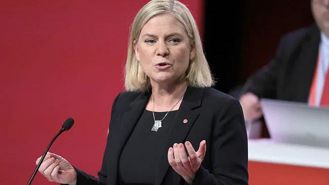 பிரதமராக பதவியேற்ற 7 மணி நேரத்தில் பதவி விலகிய சுவீடன் நாட்டின் முதல் பெண் பிரதமர்.. இதுதான் காரணமா?