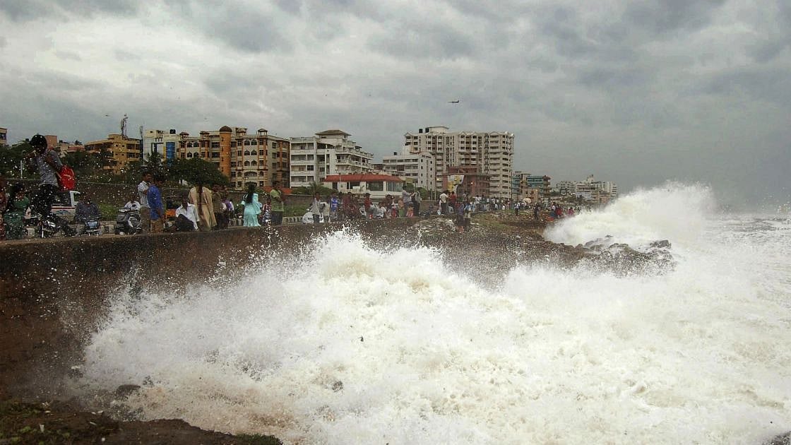 ”தமிழ்நாட்டில் வடகிழக்கு பருவமழை இயல்பை விட தீவிரமடையும்” - இந்திய வானிலை மையம் முக்கிய எச்சரிக்கை!