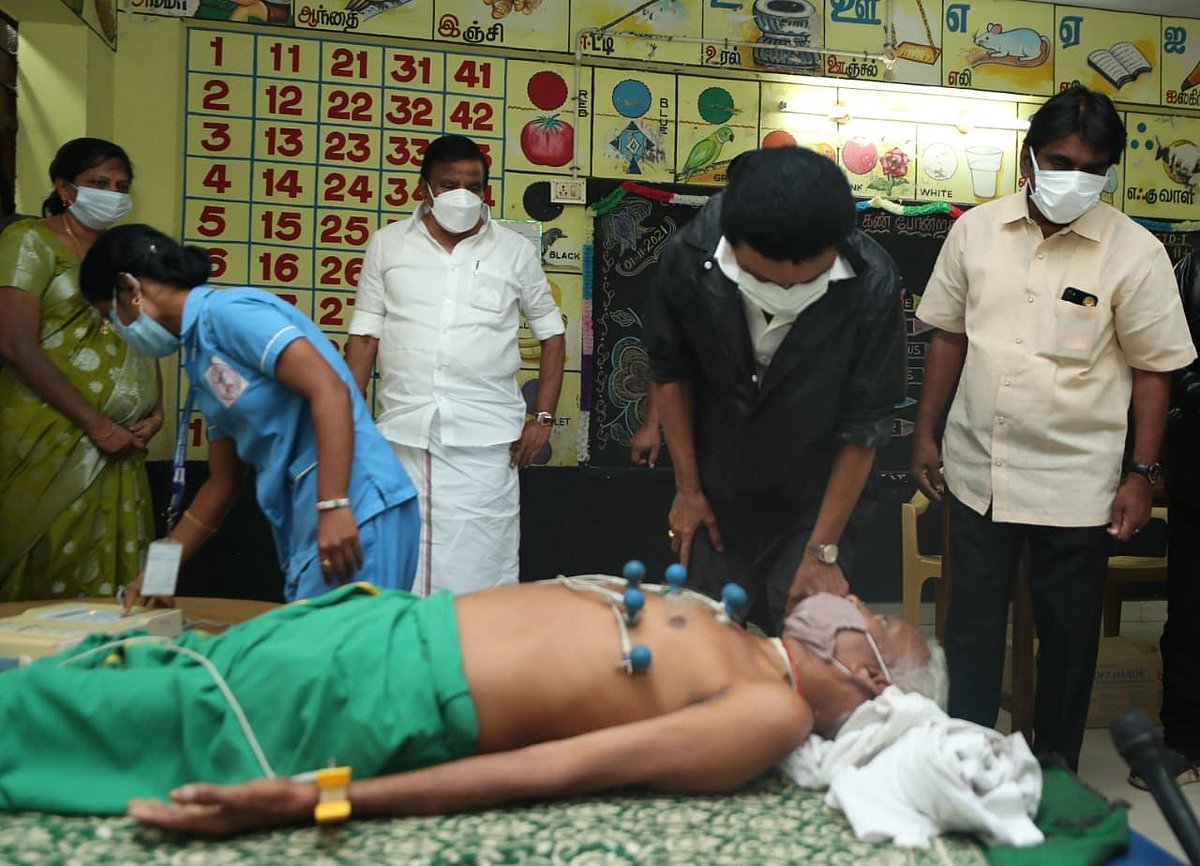 ”மக்களுக்கு வழங்கும் உணவின் சுவை, தரத்தை ஆய்வு செய்த முதலமைச்சர் மு.க.ஸ்டாலின்” - புகைப்படத் தொகுப்பு!