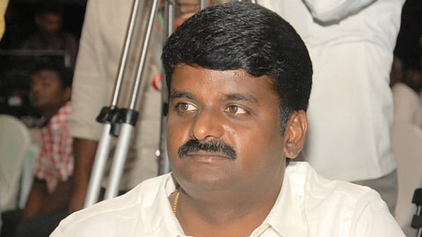 கேரள பெண்ணிடம் மோசடி.. முன்னாள் அமைச்சர் விஜயபாஸ்கரிடம் அமலாக்கத்துறை 2 மணி நேரத்திற்கும் மேலாக விசாரணை!