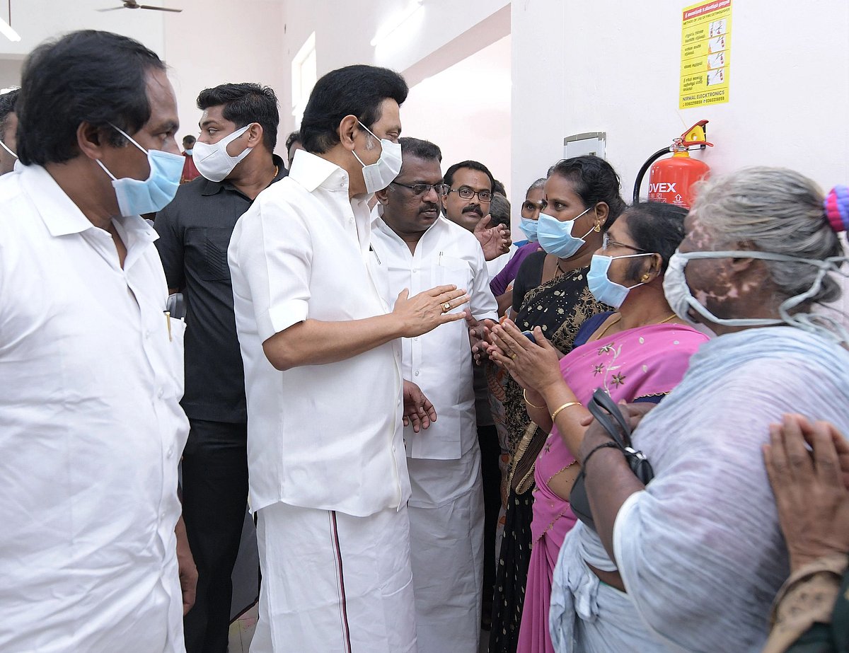 கனமழையால் பாதிக்கப்பட்ட கன்னியாகுமரி... சேதமான பகுதிகளில் ஆய்வு செய்த முதலமைச்சர் மு.க.ஸ்டாலின்! #Album