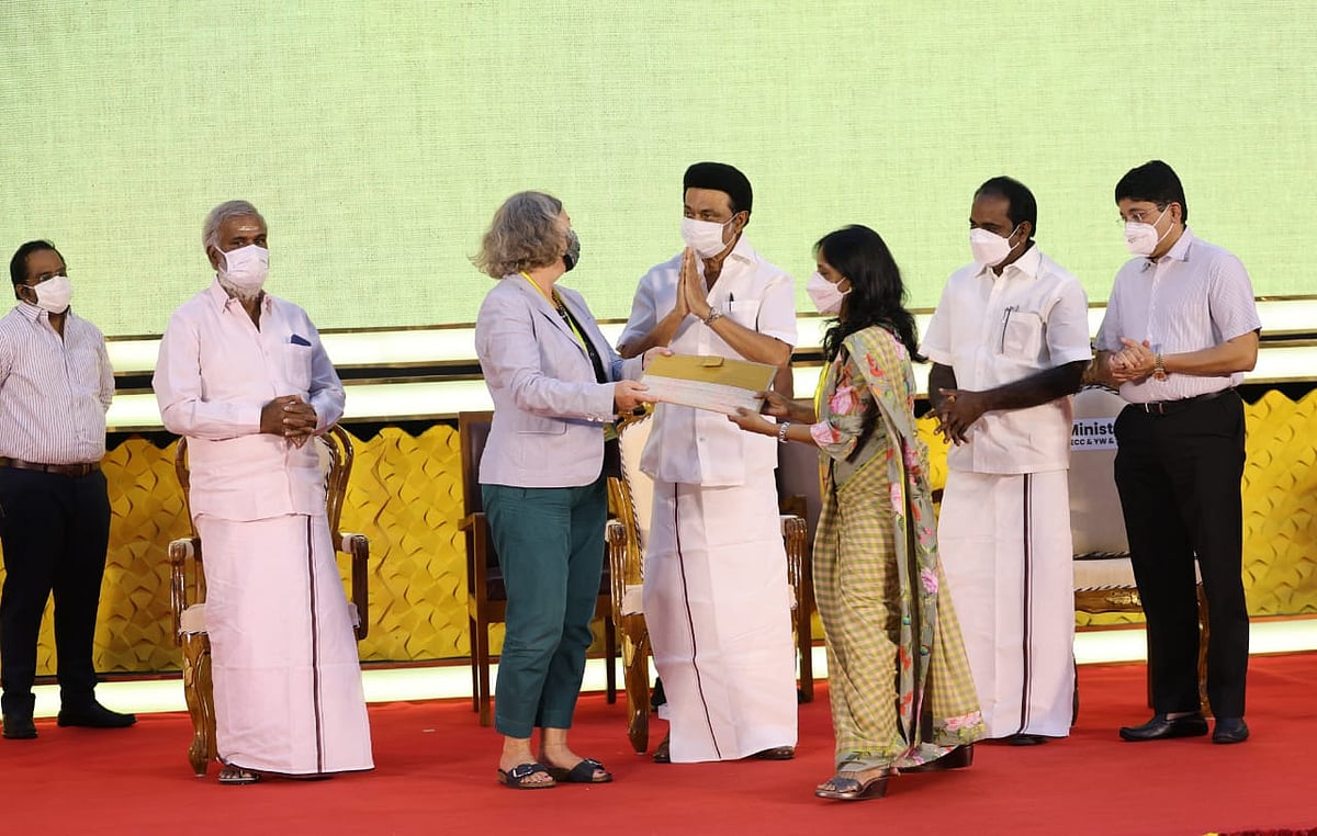 “பிளாஸ்டிக்கிற்கு மாற்றுப் பொருட்கள்” : கண்காட்சியை பார்வையிட்ட முதலமைச்சர் மு.க.ஸ்டாலின்!