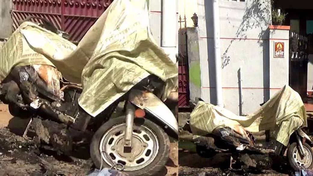 ’சேர்ந்து வாழ வராததால் ஆத்திரம்’ : மனைவியின் ஸ்கூட்டரை எரித்த கணவன் - சென்னையில் பகீர் சம்பவம்!