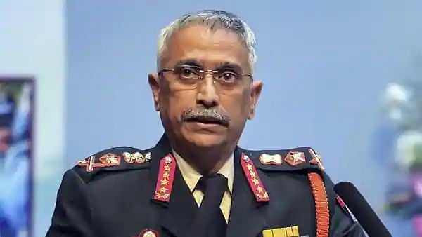 அடுத்த முப்படைத் தலைமை தளபதி யார்? - 7 நாட்களுக்குள் நியமிக்க பாதுகாப்பு அமைச்சகம் பரிசீலனை!  