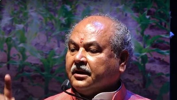 விவசாயிகளின் முதுகில் குத்திய மோடி அரசு - “திரும்ப கொண்டு வருவோம்” : அமைச்சரின் பேச்சால் கடும் அதிர்ச்சி!