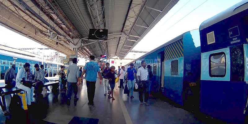 INSTAGRAM பயன்படுத்த பெற்றோர் எதிர்ப்பு : காணாமல் போன சிறுமியை சாதுர்யமாக மீட்ட போலிஸ் - நடந்தது என்ன?