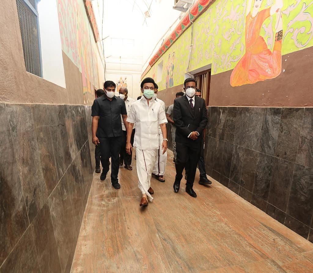 ’சரபோஜி கல்லூரி டூ சரஸ்வதி மஹால் நூலகம்’ - அரசு விழா, ஆய்வு என முதலமைச்சர் மு.க.ஸ்டாலின் ரவுண்டப் (Album)