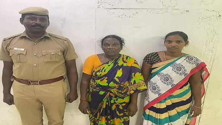 பிள்ளைகள் கைவிட்டதால் விரக்தி; கடலில் விழச்சென்ற பெண்ணை காப்பாற்றிய ரோந்து போலிஸ் - குவியும் பாராட்டு!