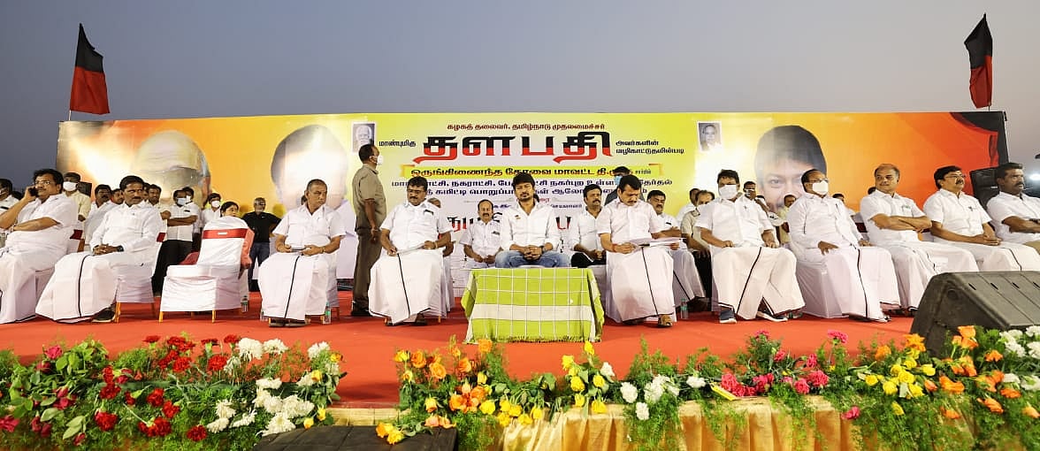 “மாநகராட்சி தேர்தலில் திமுக நூறு சதவிகித வெற்றியைப் பெற ஓயாமல் பணியாற்றுங்கள்”: உதயநிதி ஸ்டாலின் பேச்சு! 