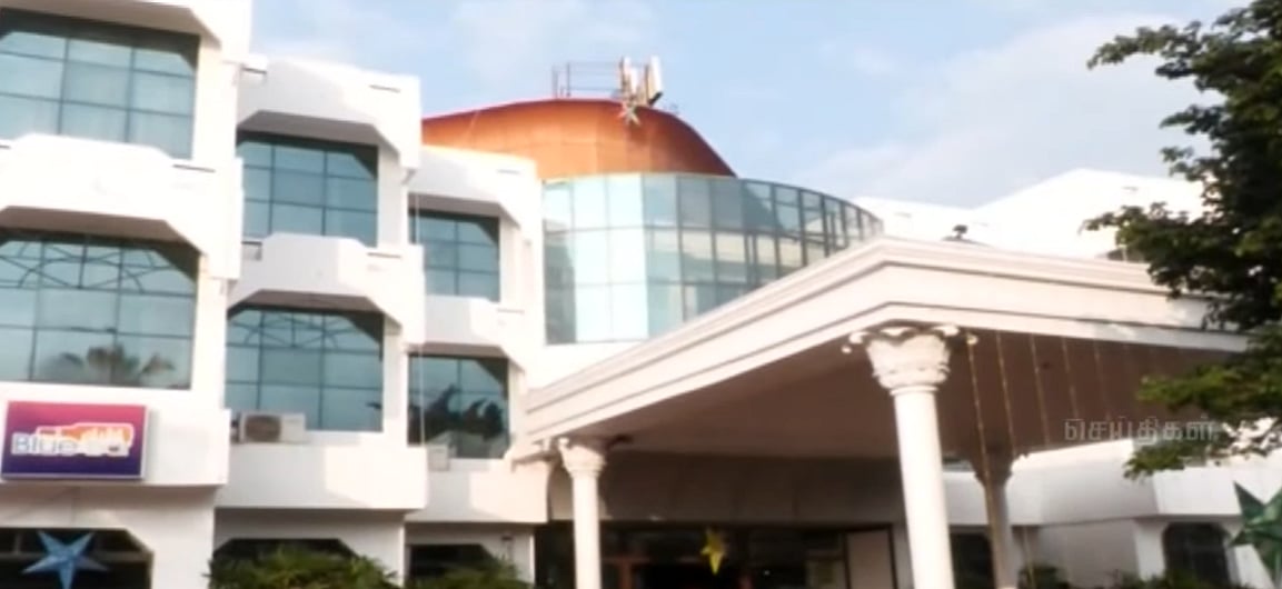 ”குத்தகை பணத்தை கொடுக்காமல் உள் வாடகைக்கு விட்ட பிரபல ஹோட்டலுக்கு சீல் வைப்பு” - தஞ்சை ஆட்சியர் அதிரடி!