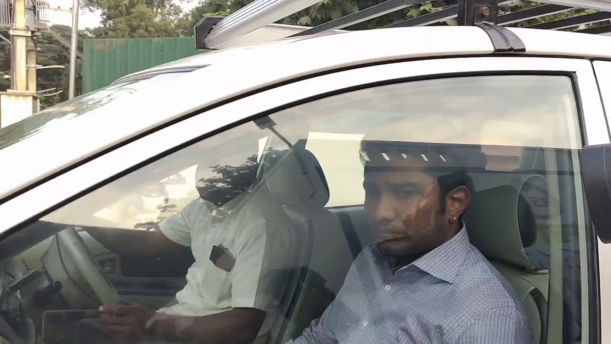 கொடநாடு விவகாரம்: சிக்கிய விவேக் ஜெயராமன்.. 
3 மணிநேர விசாரணையில் நடந்தது என்ன?