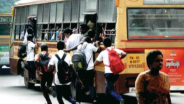 “மாணவர்கள் படிக்கட்டில் பயணம் செய்தால் நடவடிக்கை”: ஓட்டுநர், நடத்துநருக்கு போக்குவரத்துத்துறை எச்சரிக்கை!