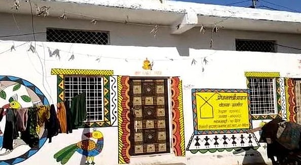 அவர் சாப்பிட்டு போனதுக்கு எனக்கு எதுக்கு 14,000க்கு பில்? - ம.பி., ஆளுநர் வருகையால் அப்செட்டான இளைஞர்!