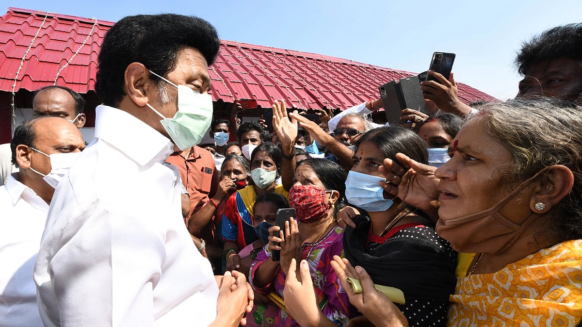 விடாமல் ஆய்வில் ஈடுபடும் முதலமைச்சர்... துரிதமாக சீர்செய்யப்பட்டு வரும் வெள்ள பாதிப்புகள்!