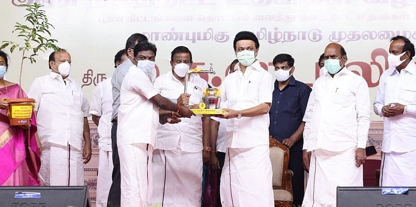 "ரூ.300 கோடியில் நமக்கு நாமே திட்டம்" - சேலம் சென்ற முதலமைச்சர் மு.க.ஸ்டாலின் புகைப்படத் தொகுப்பு!