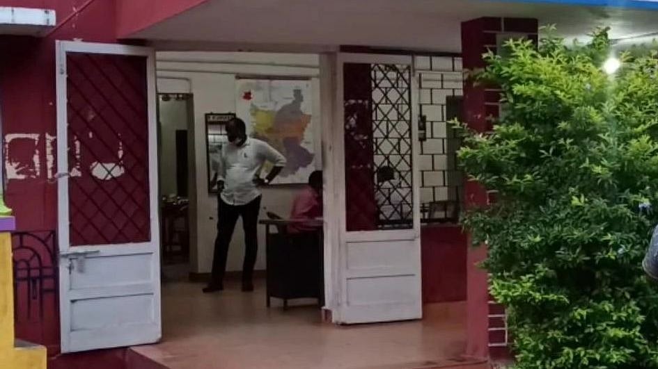 நகை கடை வியாபாரியை  குறிவைத்து கொள்ளை.. மர்ம கும்பல் போலிஸில் சிக்கியது எப்படி ? - வெளிவந்த பகீர் தகவல்!