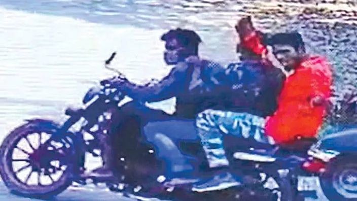 தலைமறைவாக இருந்தவரை சரமாரியாக வெட்டி சாய்த்த கும்பல்; கேரளாவில் பட்டப்பகலில் நடந்த பகீர் சம்பவம்!