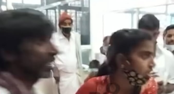 காதல் திருமணம் செய்ததால் ஆத்திரம்; மகளின் முடியை பிடித்து தரதரவென இழுத்த தந்தை; மைசூரில் நடந்த கொடுமை!