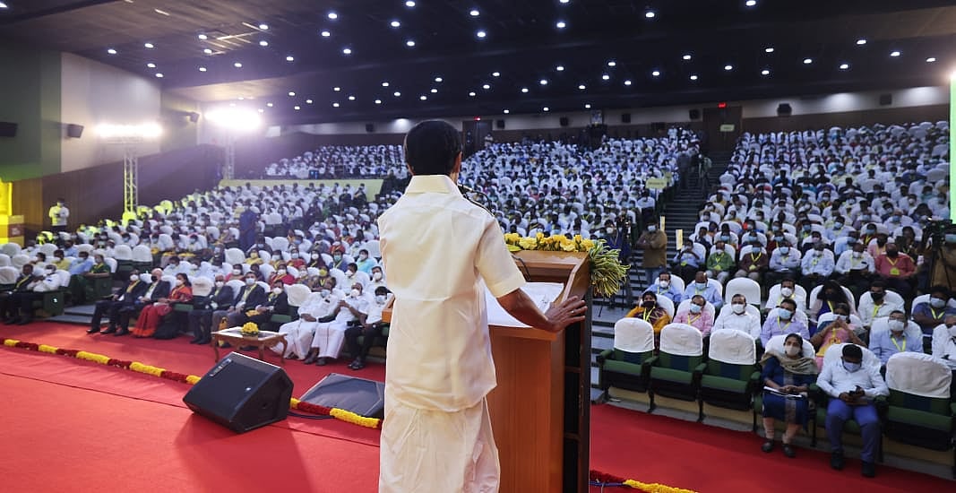 “பிளாஸ்டிக்கிற்கு மாற்றுப் பொருட்கள்” : கண்காட்சியை பார்வையிட்ட முதலமைச்சர் மு.க.ஸ்டாலின்!