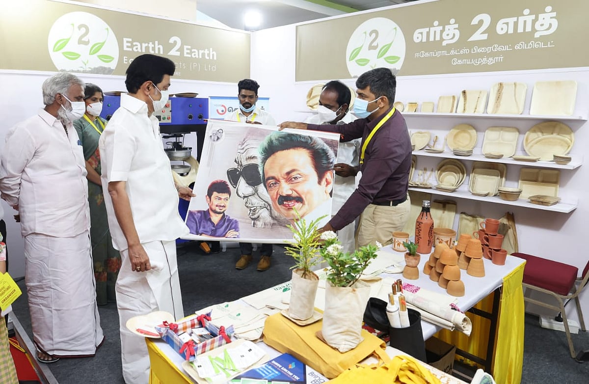 “பிளாஸ்டிக்கிற்கு மாற்றுப் பொருட்கள்” : கண்காட்சியை பார்வையிட்ட முதலமைச்சர் மு.க.ஸ்டாலின்!