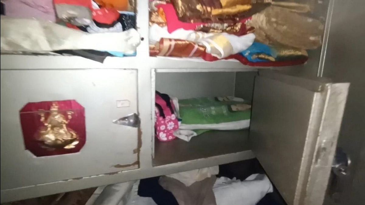 “வீட்டின் பூட்டை உடைச்சா தான...” - நூதனமாக கொள்ளையில் ஈடுபட்ட திருடன்; வலைவீசும் குரோம்பேட்டை போலிஸ்!