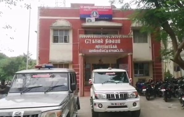 அணிந்திருந்த நகைகளை பலவந்தமாக பறித்த ஹைவே கொள்ளையர்கள்; தீரன் பட பாணியில் திகில் சம்பவம்!