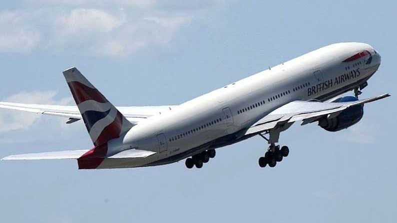 நடுவானில் அதிர்ச்சி.. மாரடைப்பால் பயணி உயிரிழப்பு: நடந்தது என்ன?