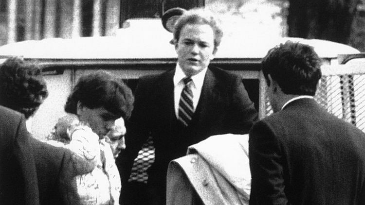 அமெரிக்காவை உலுக்கிய ‘பேய் வழக்கு’ : கொன்றது யார்? கடைசியில் நடந்தது என்ன?