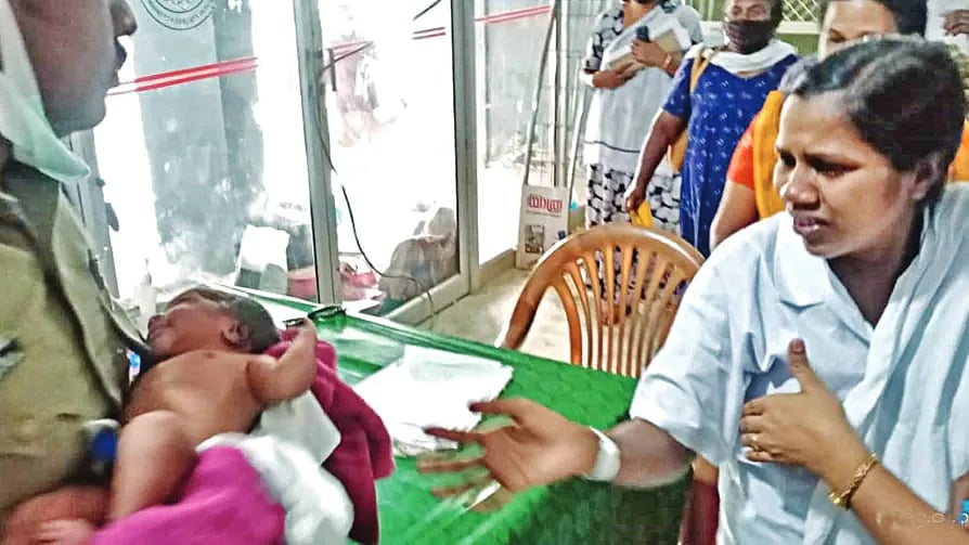 காதலனின் திருமணத்தை நிறுத்த குழந்தையை கடத்திய திருமணமான பெண் - போலிஸையே அதிரவைத்த திடுக்கிடும் தகவல்!