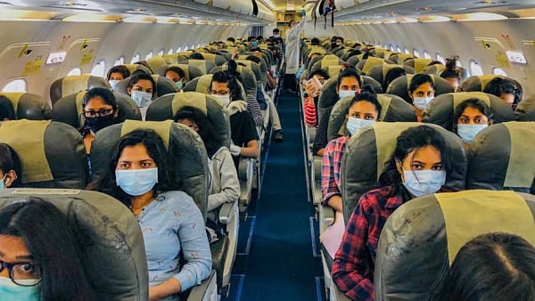 நடுவானில் U turn போட்டு திரும்பிய விமானம்.. காரணம் ஒரே ஒரு பயணி.. என்ன நடந்தது தெரியுமா?