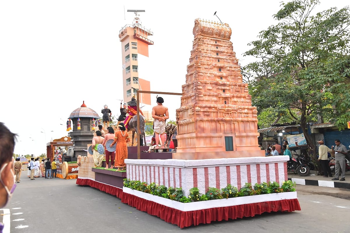 ஒன்றிய அரசுக்கு அணிவகுப்பு மூலம் பதிலடி... எப்படி இருக்கிறது நம்ம ஊரு ஊர்தி? #Album
